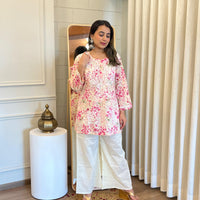Elegant Floral Pink Short Top for Women β Chic & Comfortable Everyday Wear