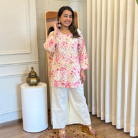 Elegant Floral Pink Short Top for Women β Chic & Comfortable Everyday Wear