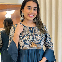 Exclusive Blue Short Top for Women β A Statement Piece for Every Occasion