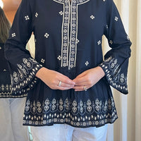 Latest Black Short Top for Women β Stylish, Modern & Easy-to-Style Fashion