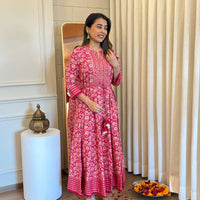 Pink Anarkali Dress for Women – A Perfect Blend of Tradition & Modern Fashion