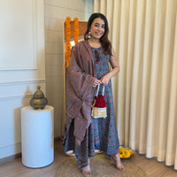 Latest Designer Gray Dupatta Set for Women – Perfect for Festive and Party Wear