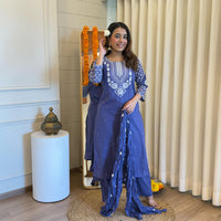Latest Purple Dupatta Set for Women – A Stylish and Elegant Ethnic Outfit for Every Occasion