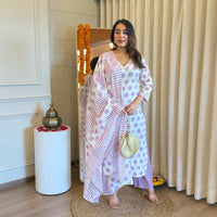 Elegant White Dupatta Set for Women – A Timeless Ethnic Outfit for Every Occasion