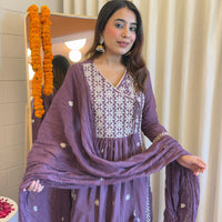 Traditional Purple Dupatta Set for Women – A Blend of Comfort and Style for Every Occasion