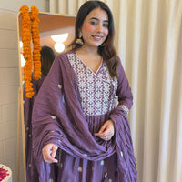 Traditional Purple Dupatta Set for Women – A Blend of Comfort and Style for Every Occasion
