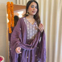 Traditional Purple Dupatta Set for Women – A Blend of Comfort and Style for Every Occasion