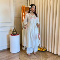 Classic White Pant Set for Women โ A Must-Have for Casual & Formal Wear