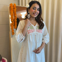 Classic White Pant Set for Women โ A Must-Have for Casual & Formal Wear