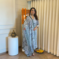 Latest Women's Grey Dupatta Set – A Modern Take on Traditional Outfits