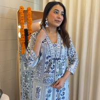 Latest Women's Grey Dupatta Set – A Modern Take on Traditional Outfits