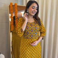 Traditional Yet Trendy Yellow Dupatta Set for Women – Ideal for Day Functions