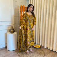 Traditional Yet Trendy Yellow Dupatta Set for Women – Ideal for Day Functions