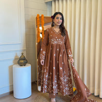 Premium Brown Color Dupatta Set for Women โ An Everyday Ethnic Essential