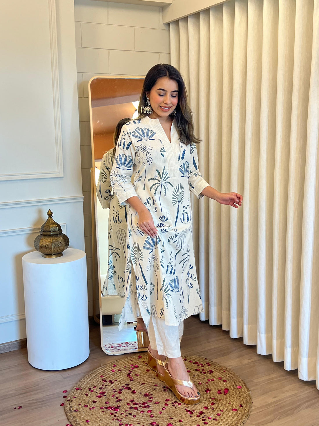 Best White Pant Set for Women – Shop Classy & Stylish Outfits Now
