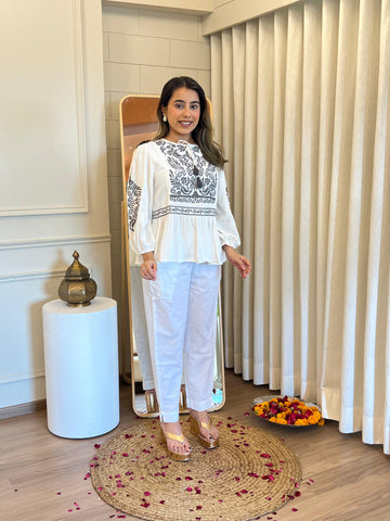 Elegant White Short Top for Women – Perfect for Casual, Office & Party Wear