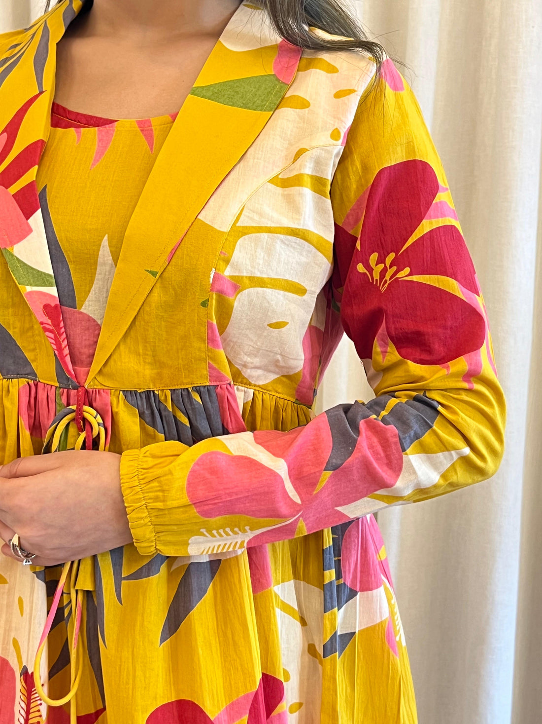 Latest Yellow Short Top for Women – Chic, Modern & Easy-to-Style Western Wear