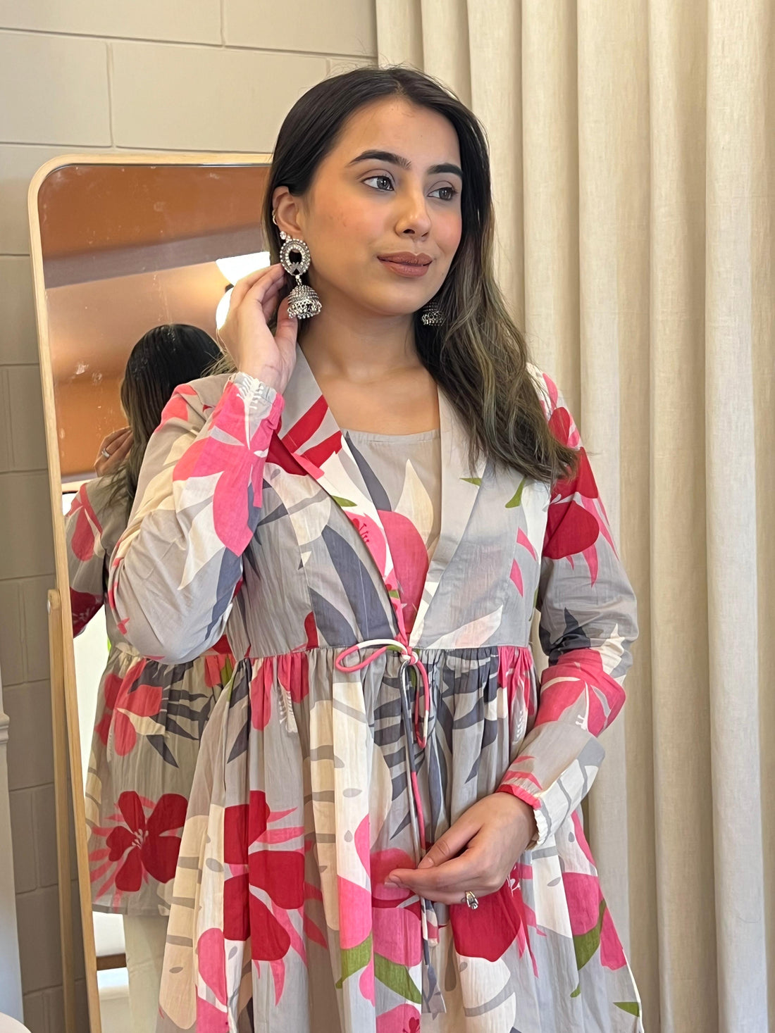 Exclusive Red Short Top for Women – Elegant, Classy & Perfect for Any Occasion