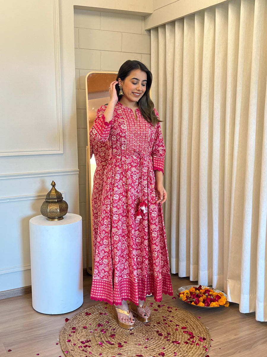 Pink Anarkali Dress for Women – A Perfect Blend of Tradition & Modern Fashion