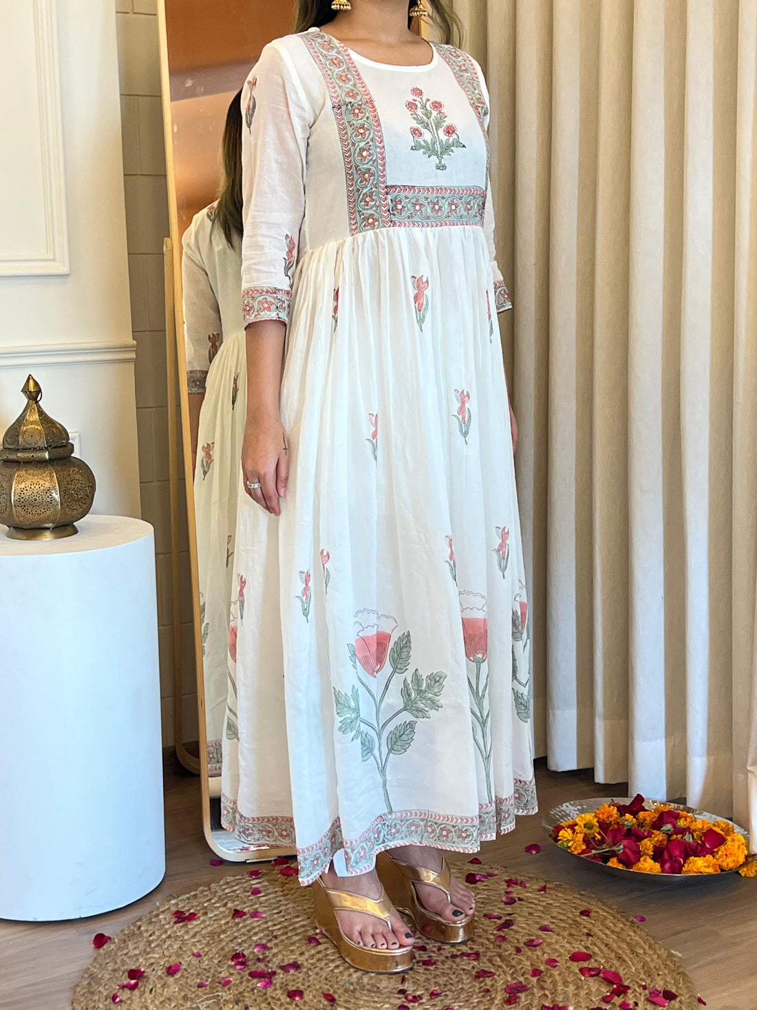 Latest White Anarkali for Women – Stylish Ethnic Wear for Festive & Wedding Looks