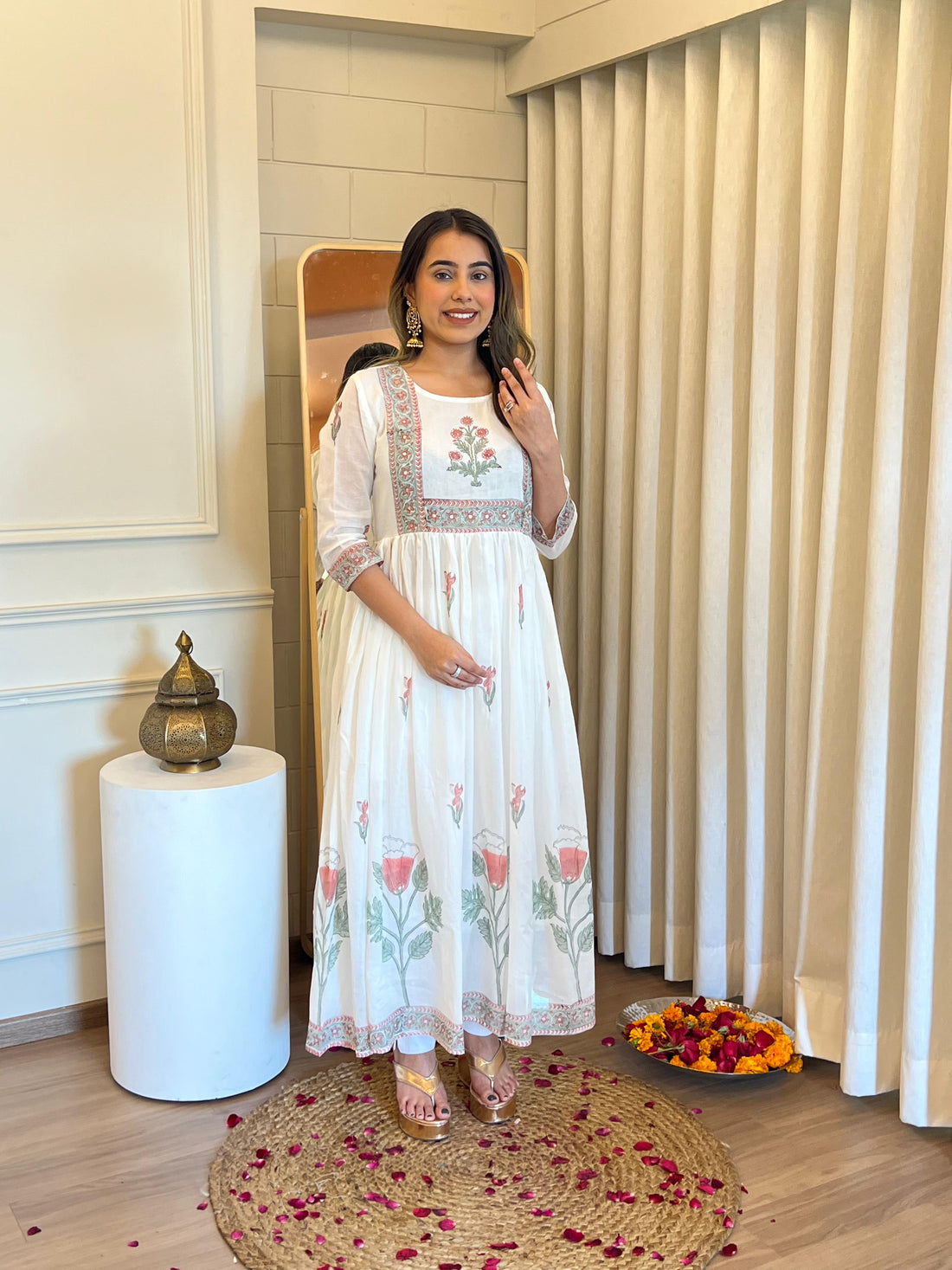 Latest White Anarkali for Women – Stylish Ethnic Wear for Festive & Wedding Looks