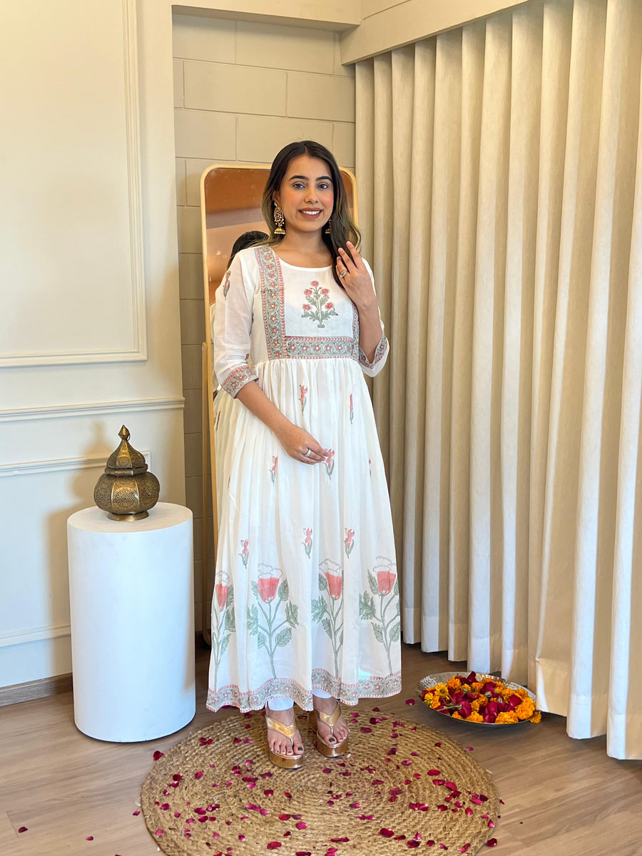 Latest White Anarkali for Women – Stylish Ethnic Wear for Festive & Wedding Looks