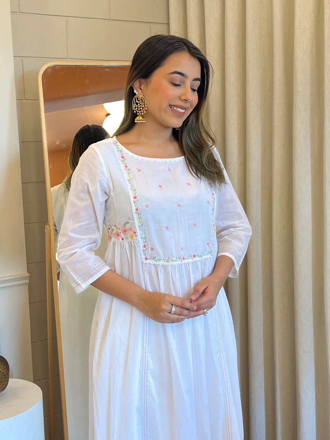 Stylish White Pant Set for Women – A Must-Have Western Wear for Formal & Casual Events