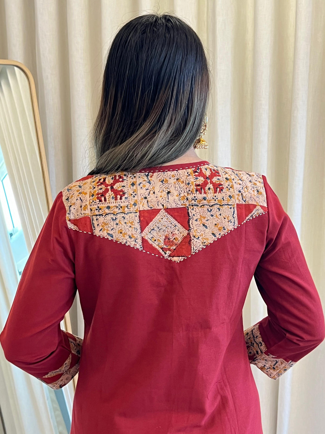 Stylish Red Short Top for Women – Perfect for Pairing with Jeans, Skirts & Trousers