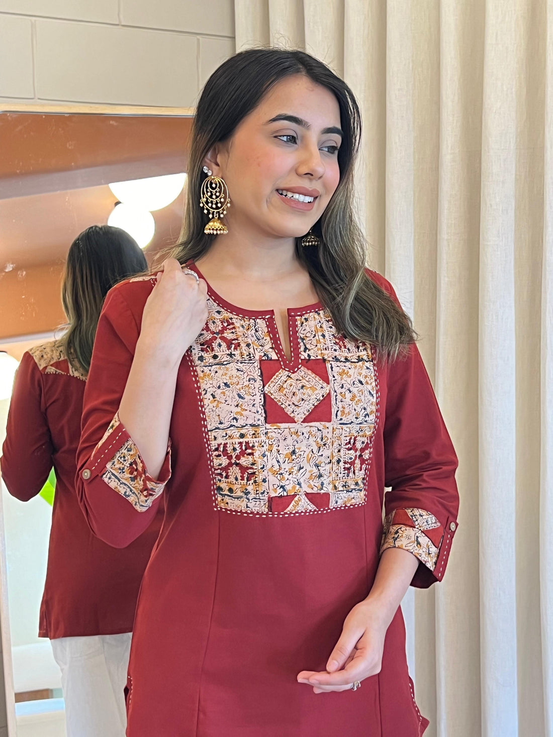 Stylish Red Short Top for Women – Perfect for Pairing with Jeans, Skirts & Trousers