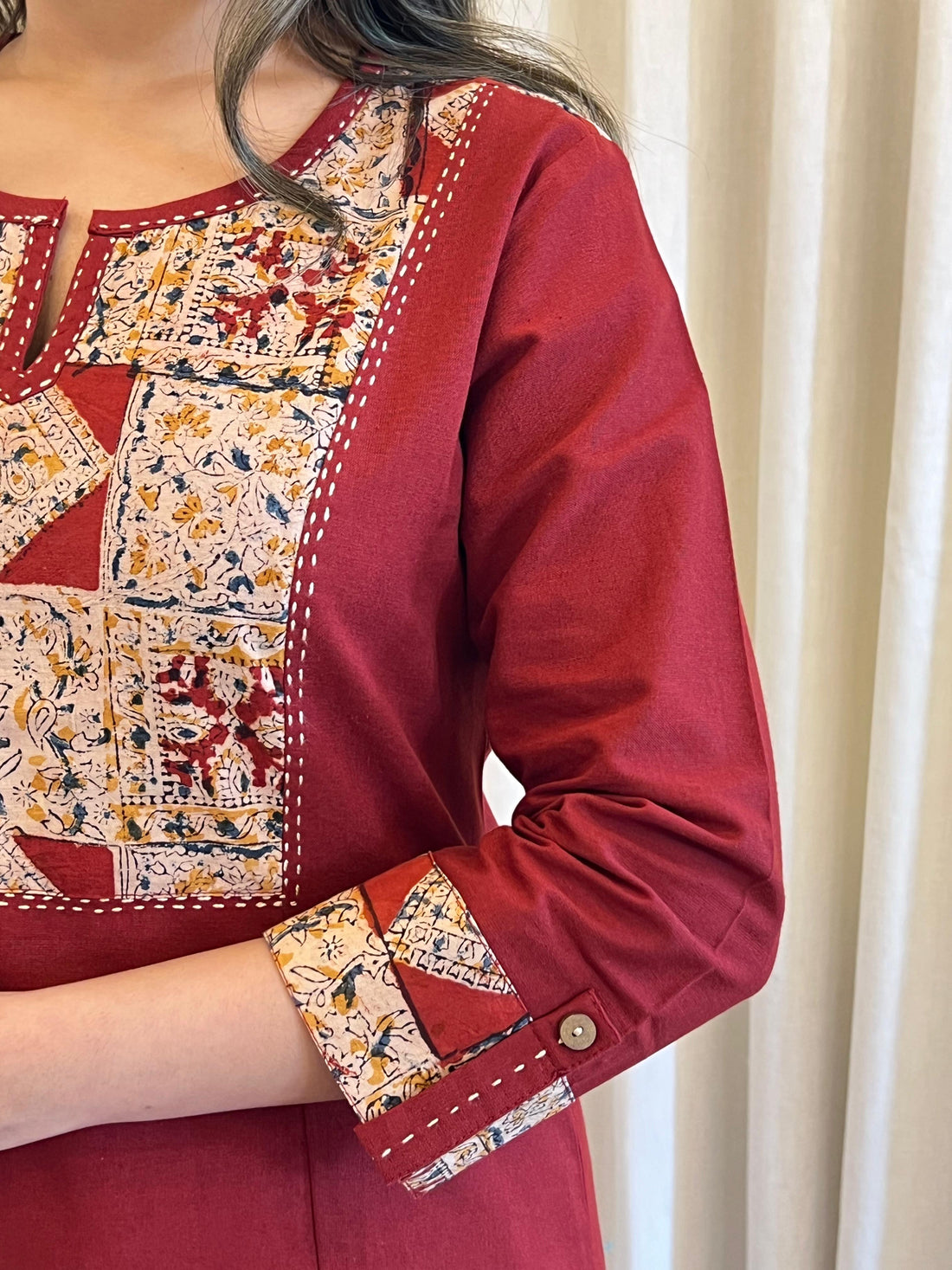 Stylish Red Short Top for Women – Perfect for Pairing with Jeans, Skirts & Trousers