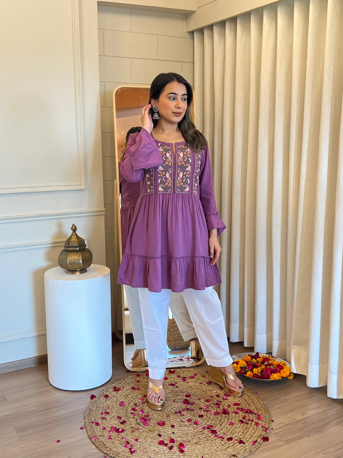 Latest Purple Short Top for Women – Perfectly Designed for a Chic & Modern Look