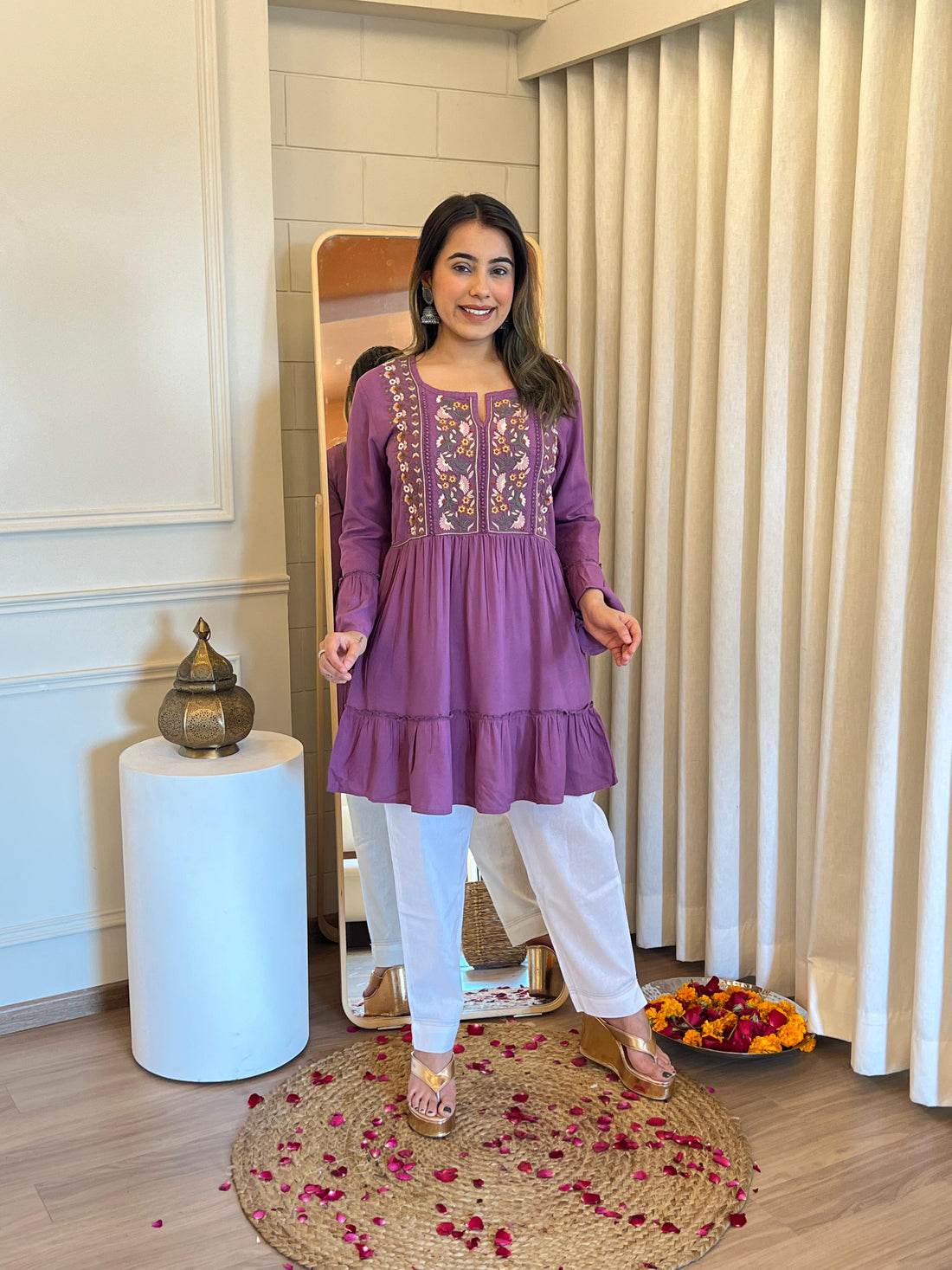 Latest Purple Short Top for Women – Perfectly Designed for a Chic & Modern Look