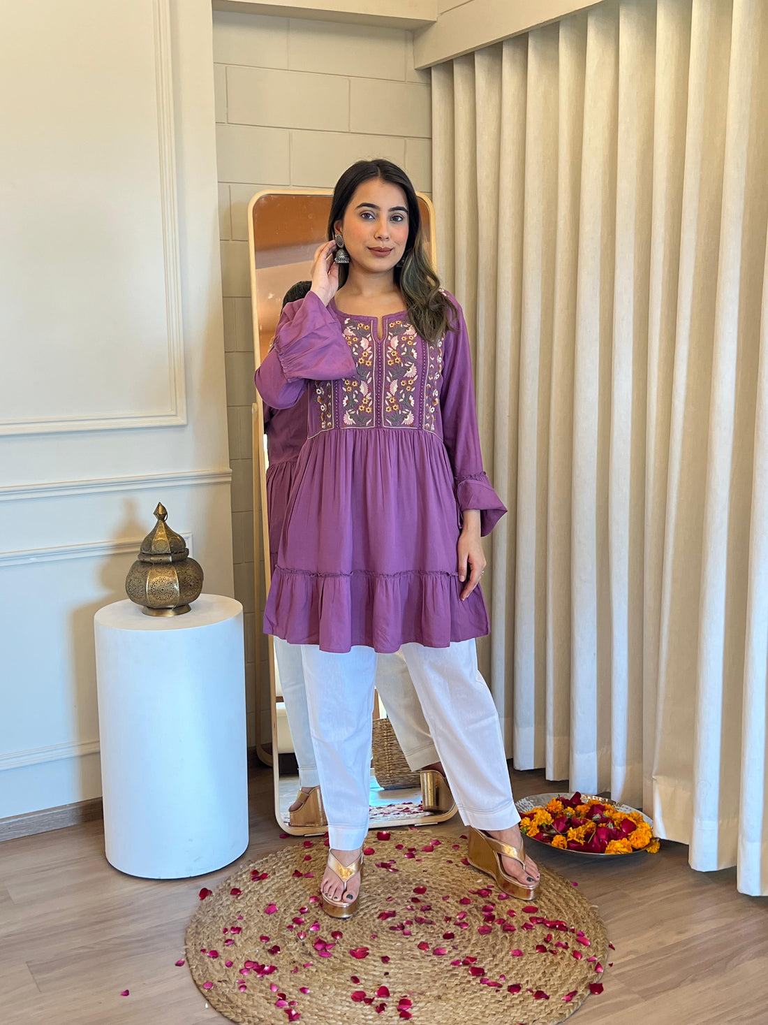 Latest Purple Short Top for Women – Perfectly Designed for a Chic & Modern Look
