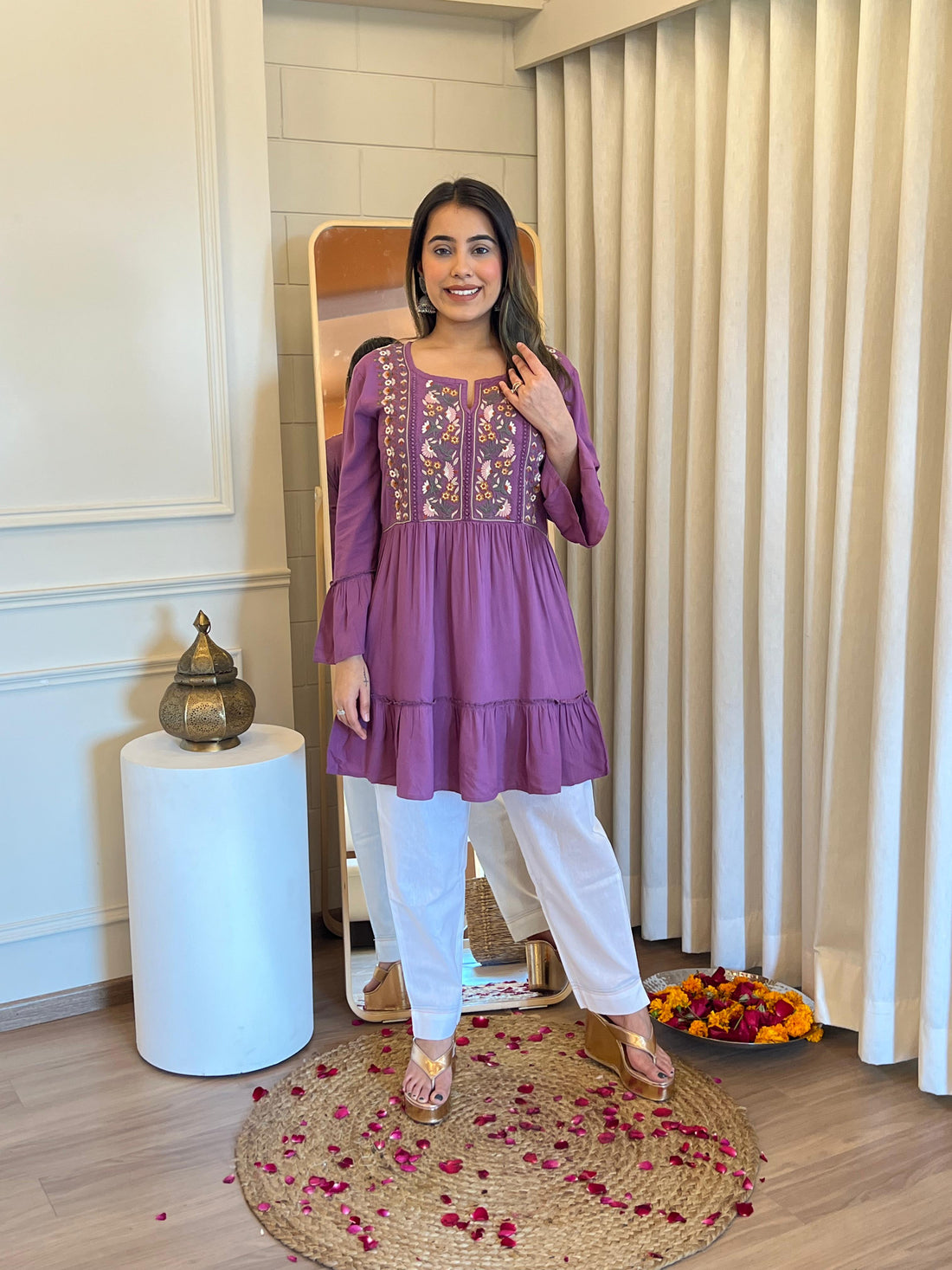 Latest Purple Short Top for Women – Perfectly Designed for a Chic & Modern Look