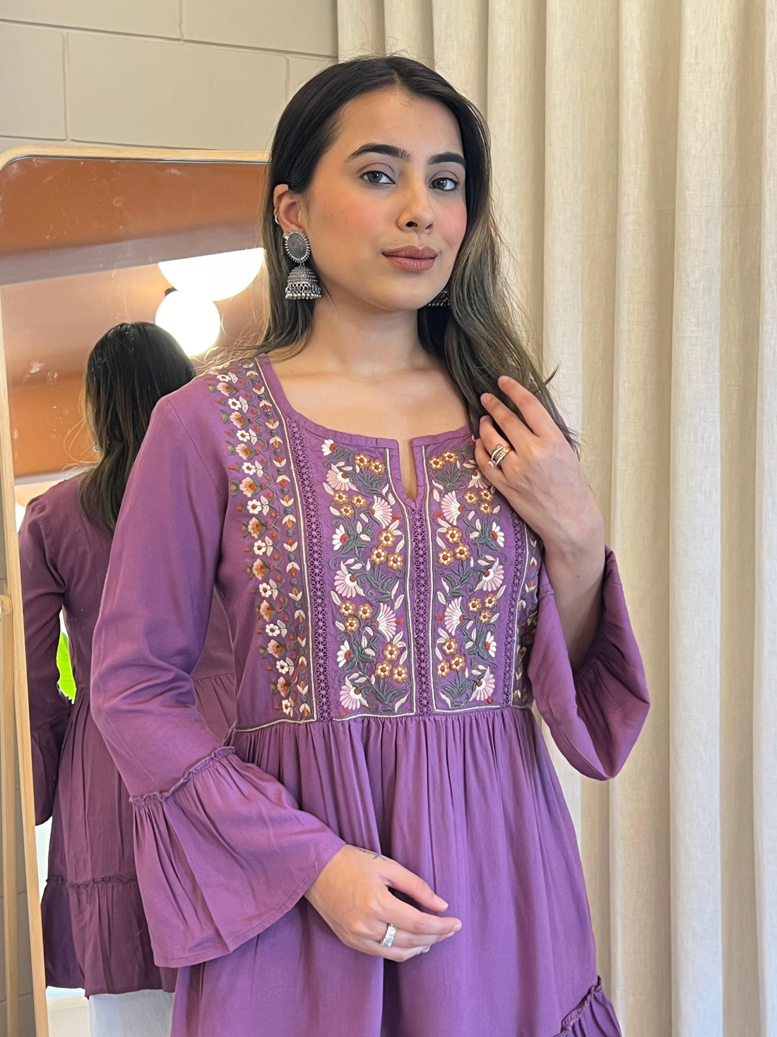 Latest Purple Short Top for Women – Perfectly Designed for a Chic & Modern Look