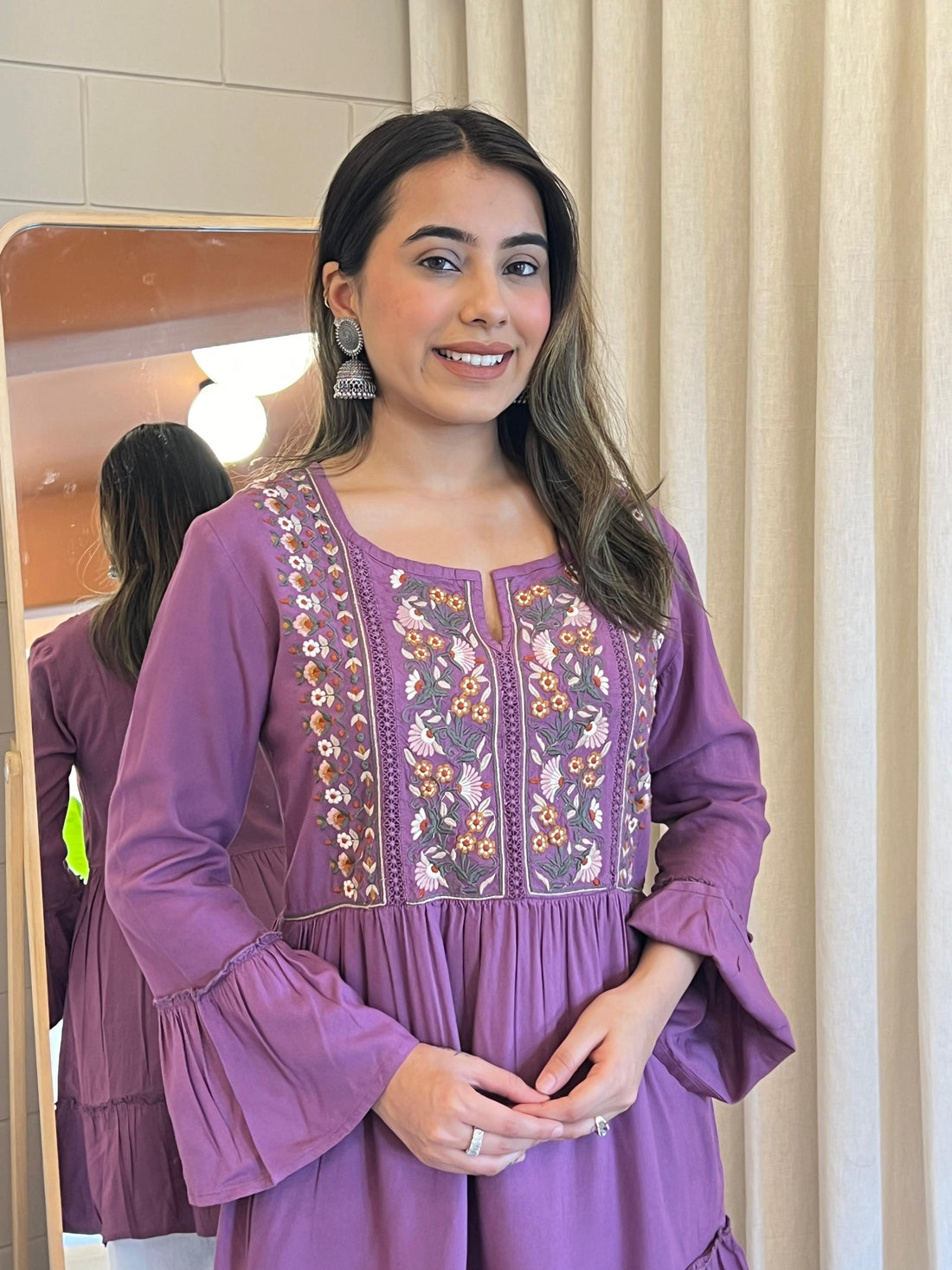 Latest Purple Short Top for Women – Perfectly Designed for a Chic & Modern Look