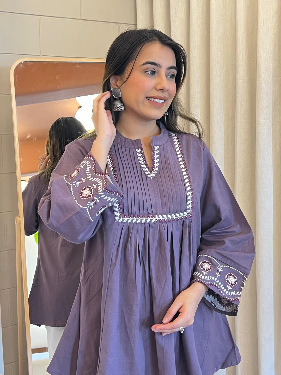 Latest Purple Short Top for Women – Chic & Modern Outfit for Everyday Style