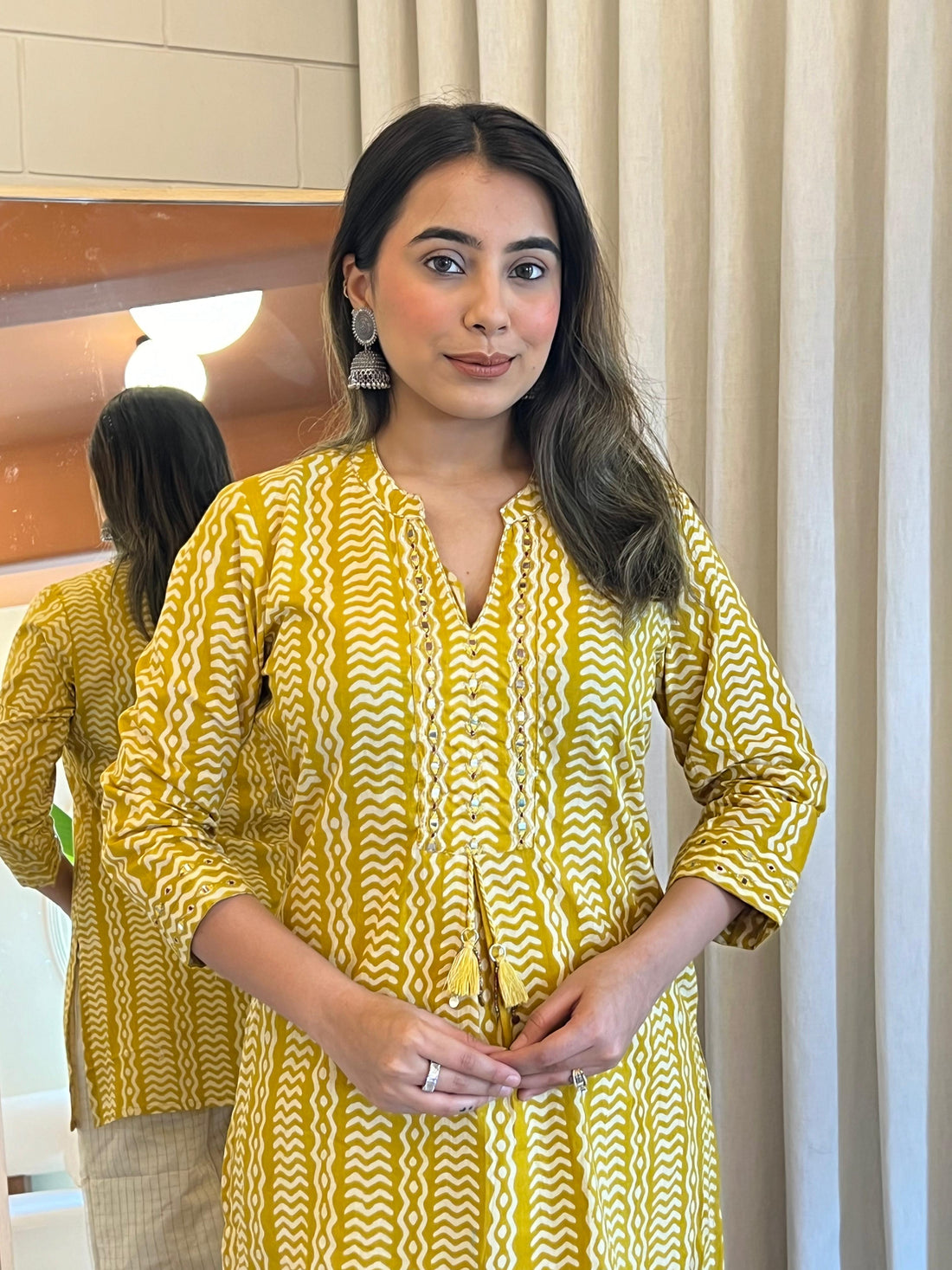 Latest Yellow Short Top for Women – Chic & Comfortable Fashion for Every Occasion