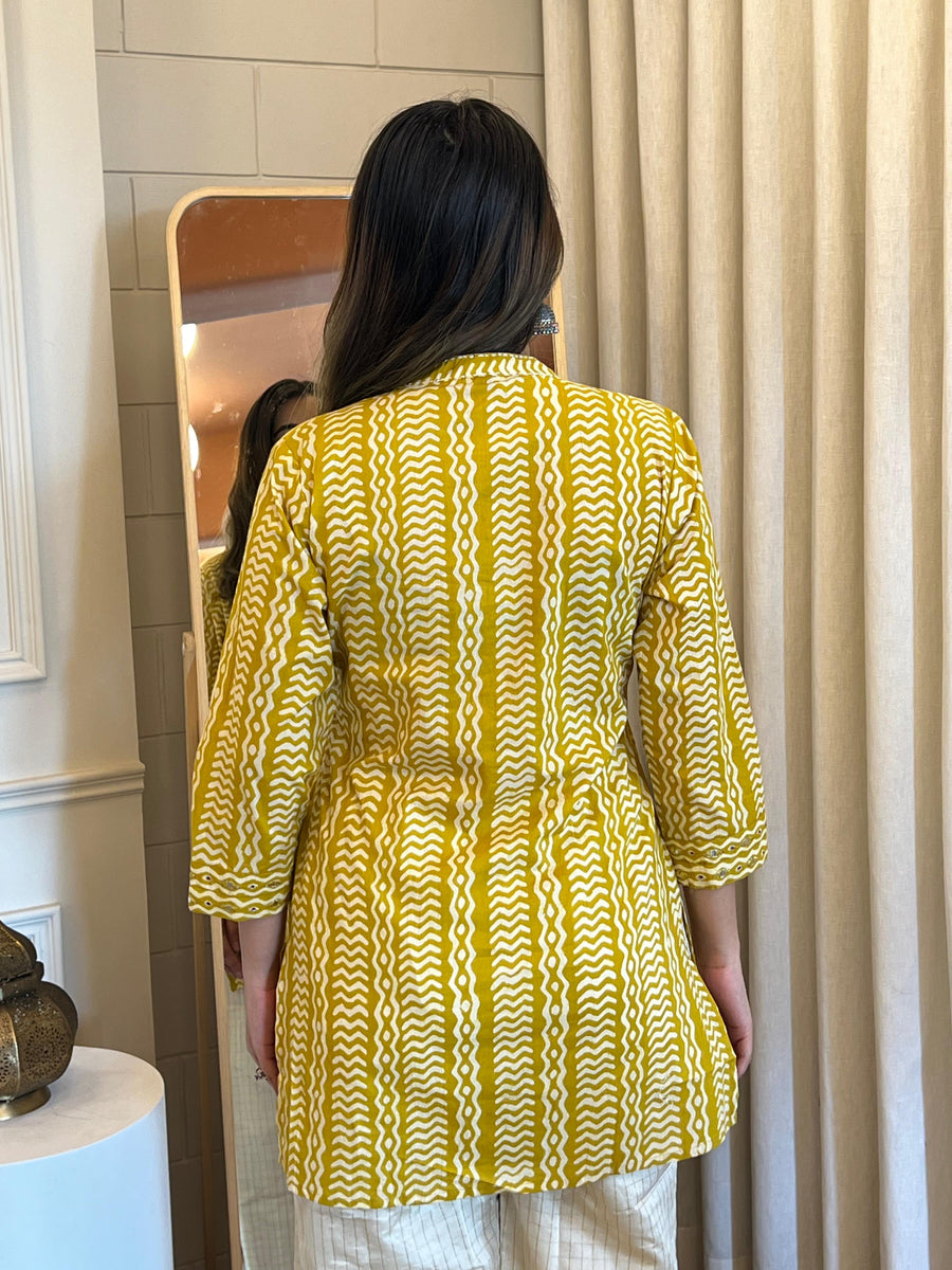 Latest Yellow Short Top for Women – Chic & Comfortable Fashion for Every Occasion