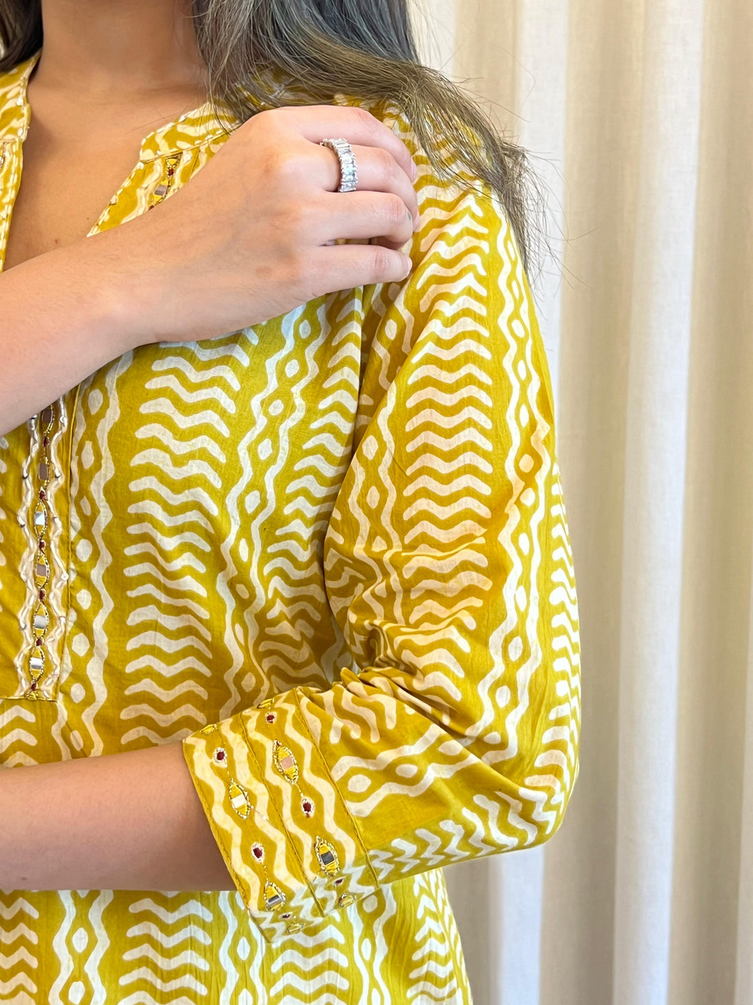 Latest Yellow Short Top for Women – Chic & Comfortable Fashion for Every Occasion