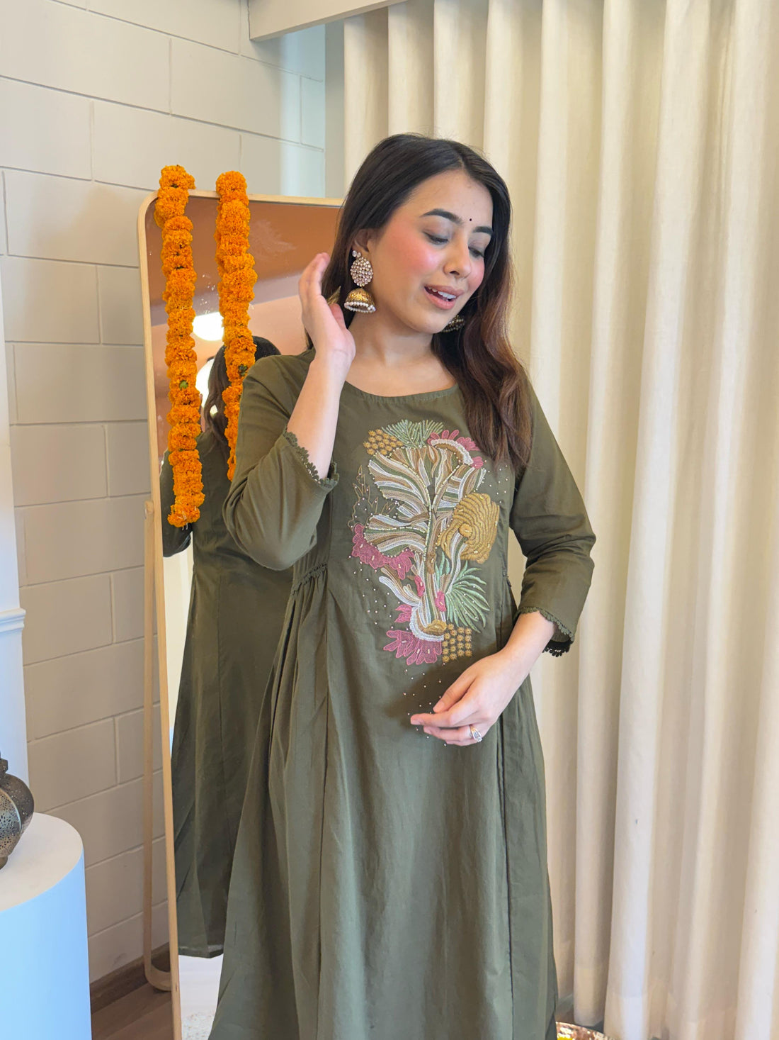 Elegant Brown Dupatta Set for Women – A Perfect Blend of Tradition and Modern Style