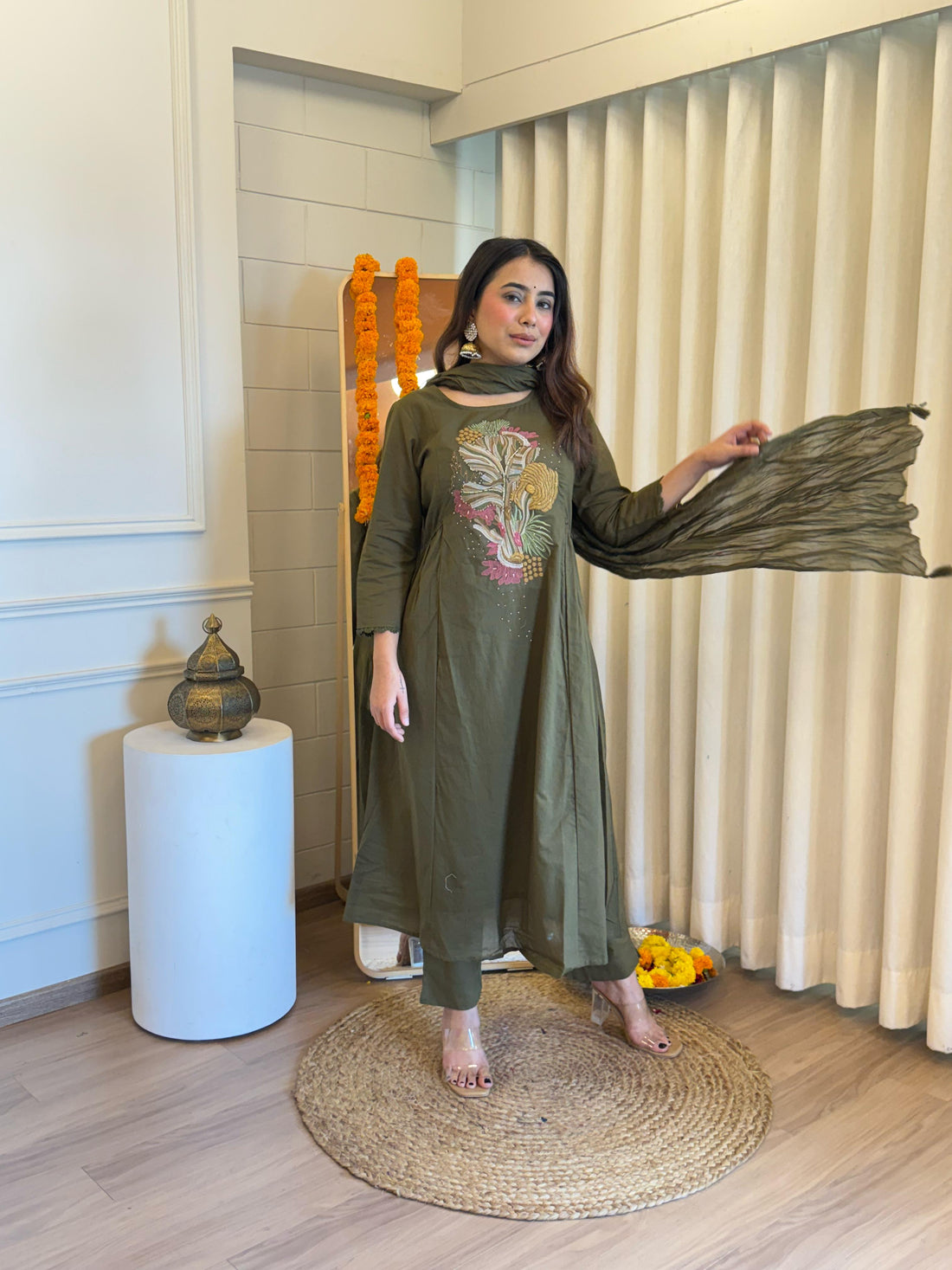 Elegant Brown Dupatta Set for Women – A Perfect Blend of Tradition and Modern Style