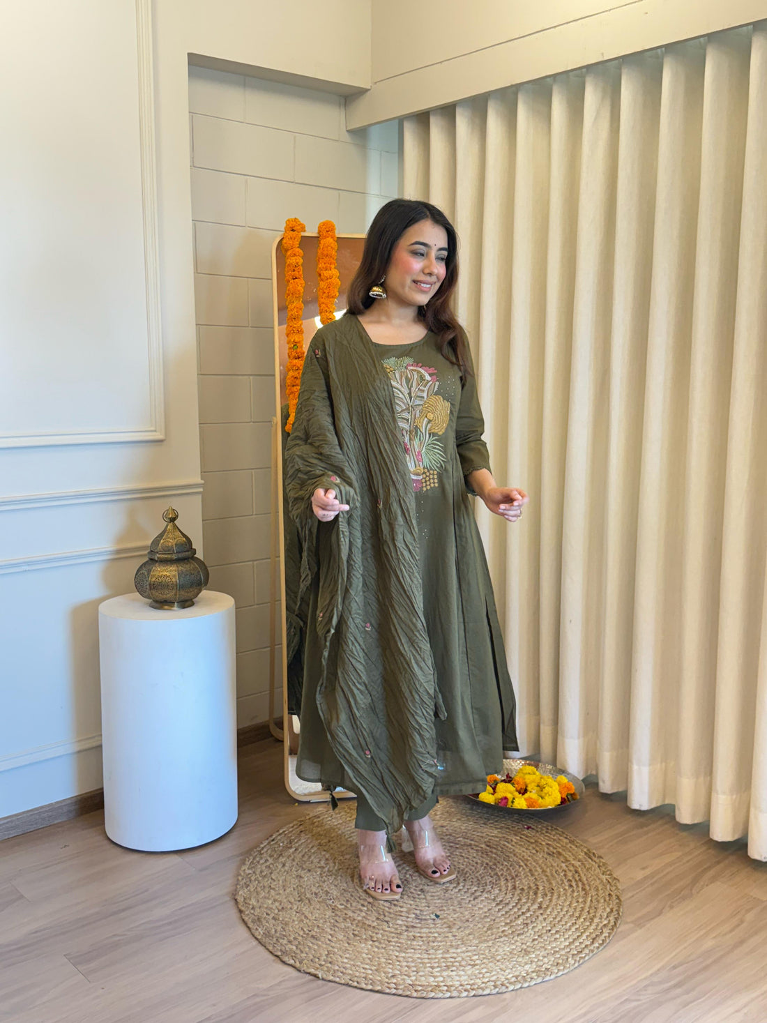 Elegant Brown Dupatta Set for Women – A Perfect Blend of Tradition and Modern Style