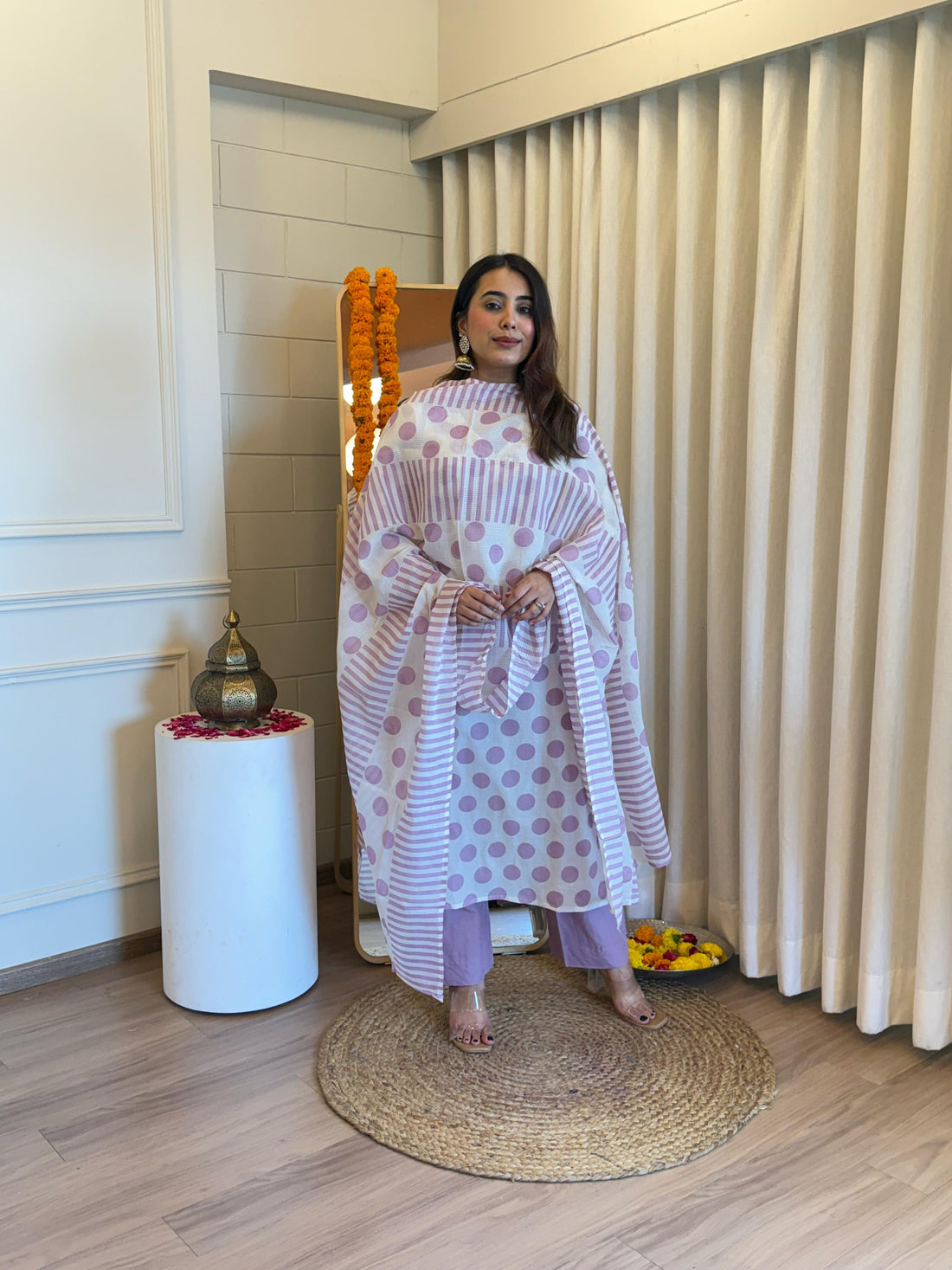 Elegant White Dupatta Set for Women – A Timeless Ethnic Outfit for Every Occasion
