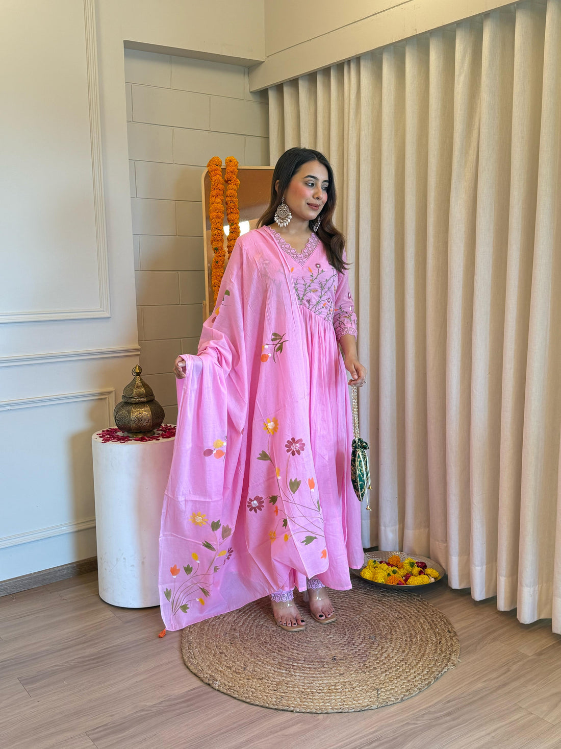 Stylish Pink Dupatta Set for Women – A Charming & Versatile Ethnic Attire