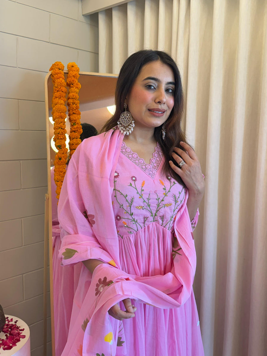 Stylish Pink Dupatta Set for Women – A Charming & Versatile Ethnic Attire