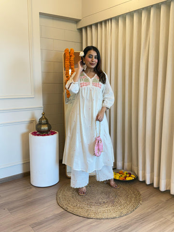 Classic White Pant Set for Women – A Must-Have for Casual & Formal Wear