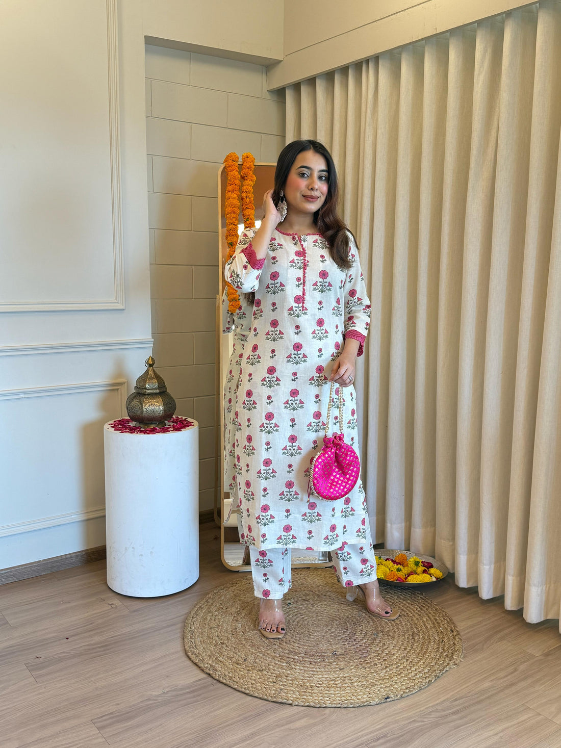 Stylish White Pant Set for Women – A Versatile Outfit for Every Wardrobe