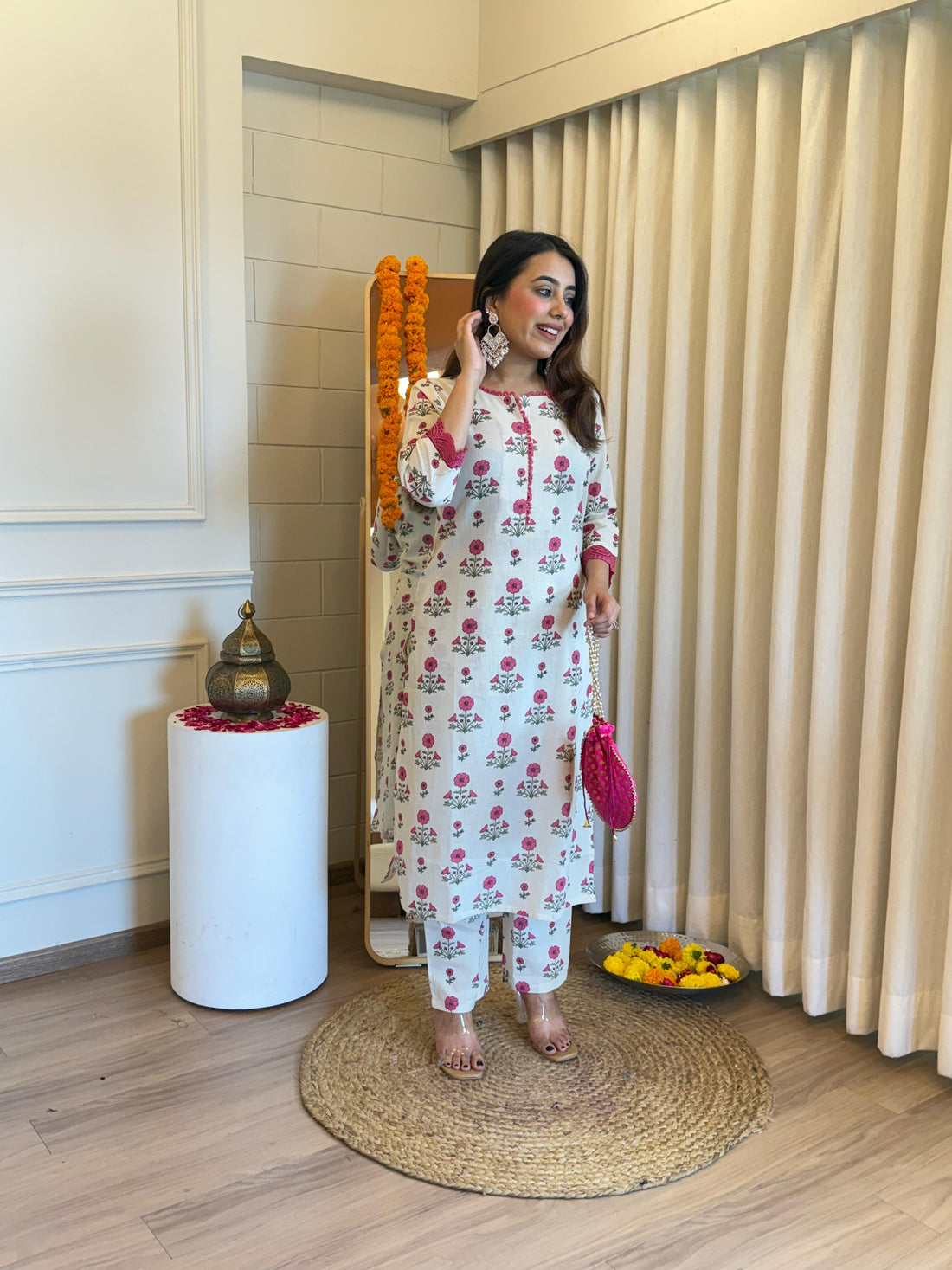 Stylish White Pant Set for Women – A Versatile Outfit for Every Wardrobe