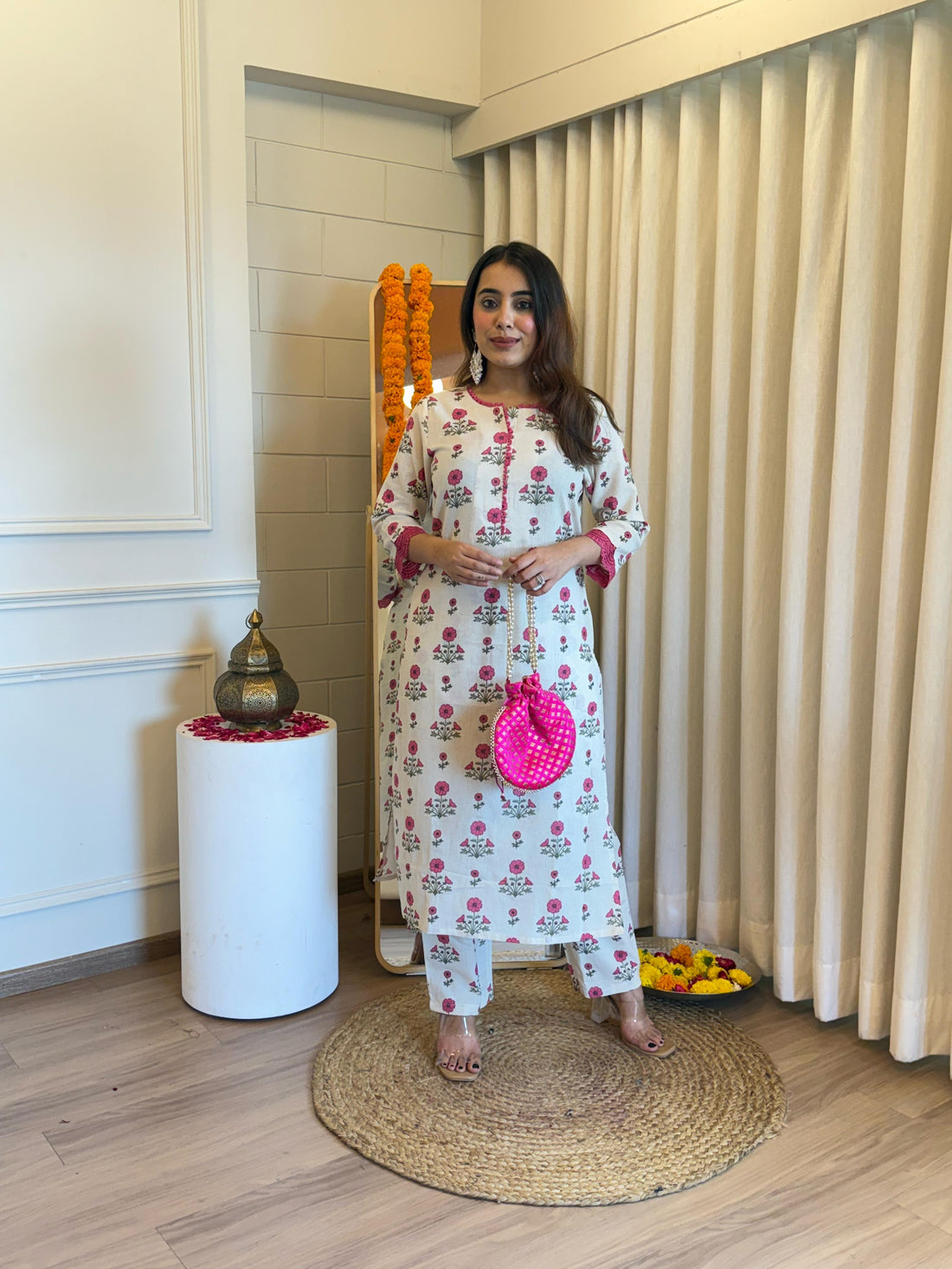 Stylish White Pant Set for Women – A Versatile Outfit for Every Wardrobe